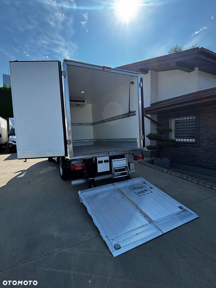 Iveco 35C15 Chłodnia Mroźnia z windą 750 kg 3.0 HPI - 8