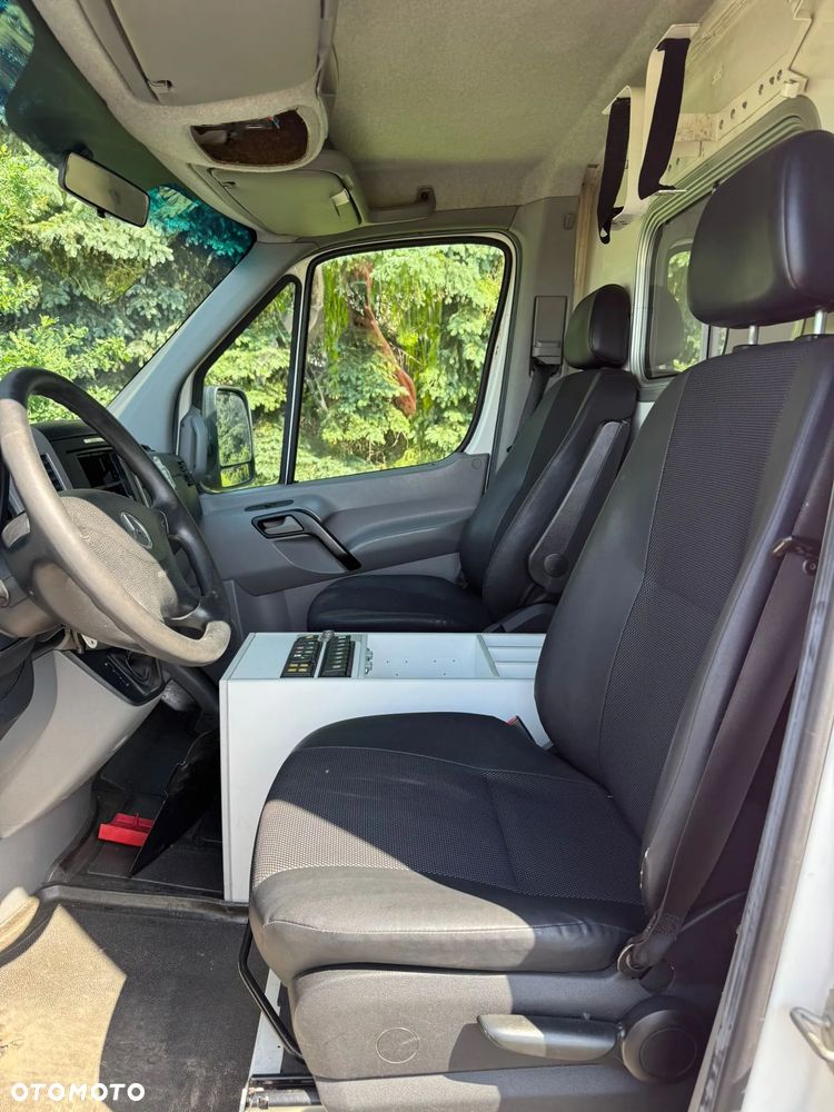 Mercedes-Benz SPRINTER - 13