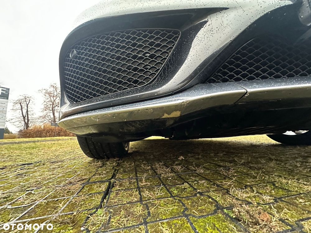 Mercedes-Benz Klasa C 200 4-Matic 9G-TRONIC - 35