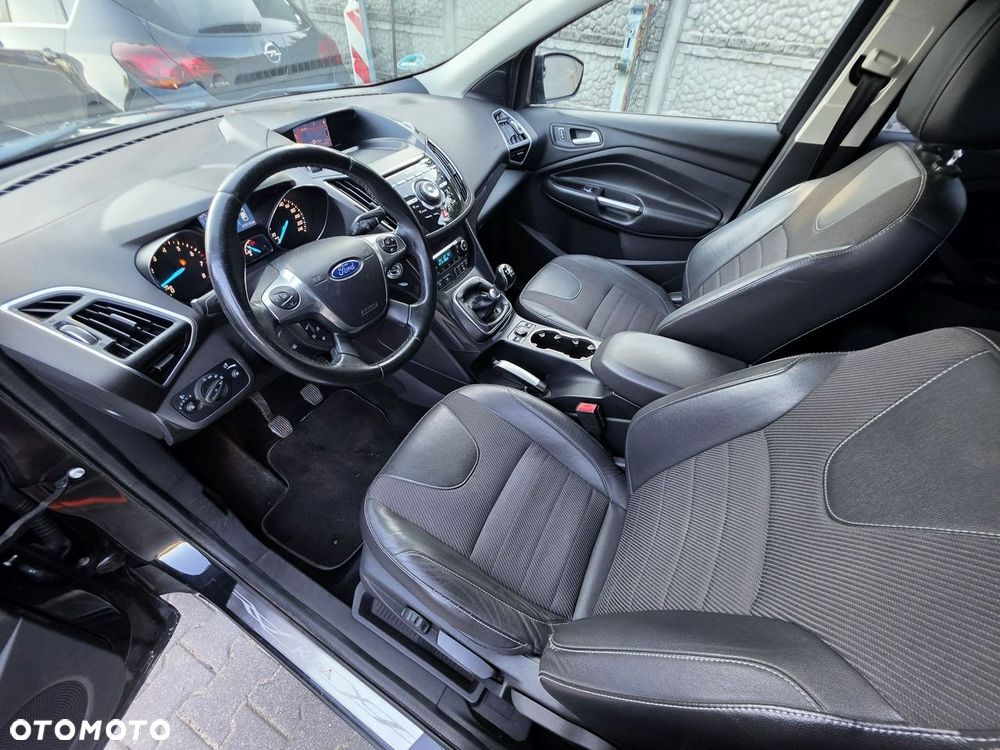 Ford Kuga - 11