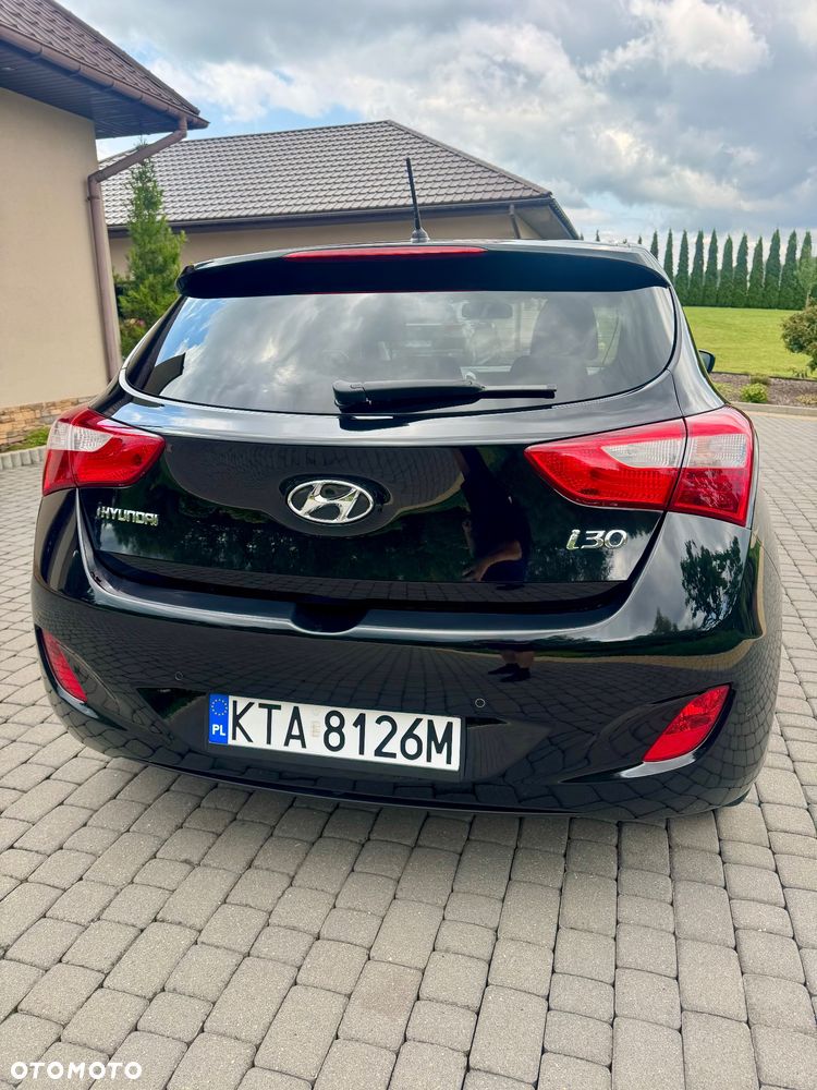 Hyundai i30 1.4 Classic + - 6