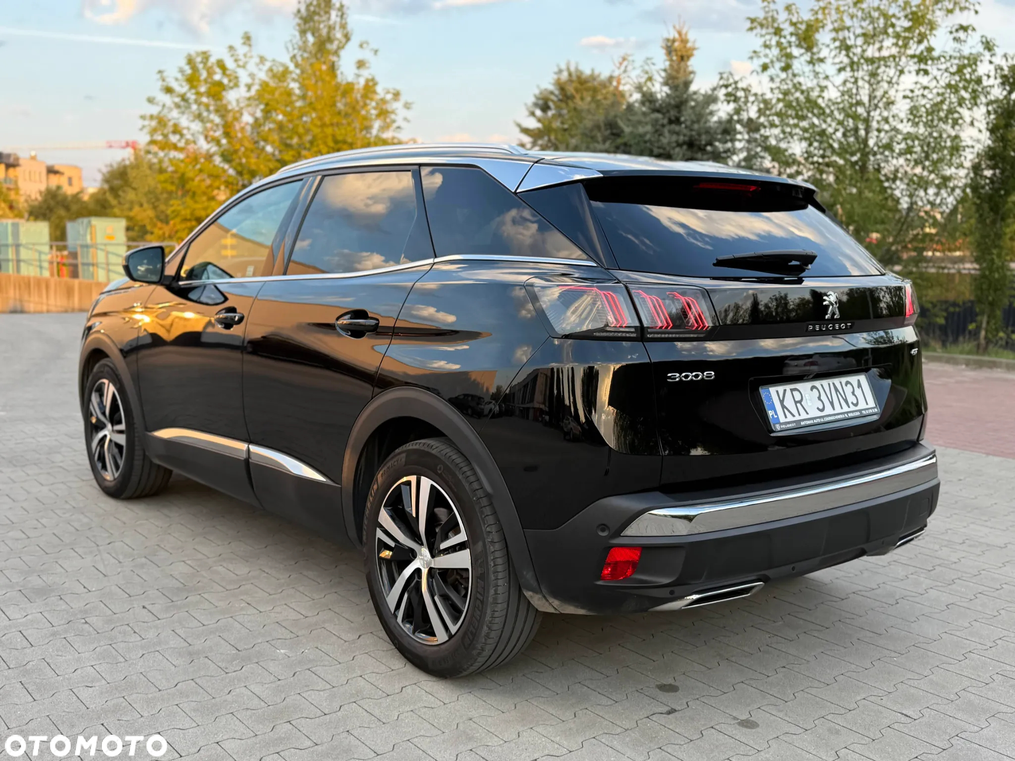 Peugeot 3008 1.5 BlueHDi GT S&S EAT8 - 5