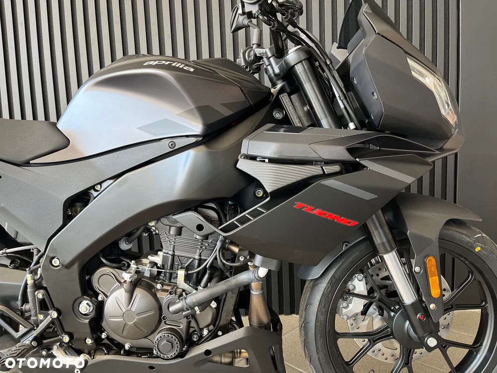 Aprilia Tuono - 4