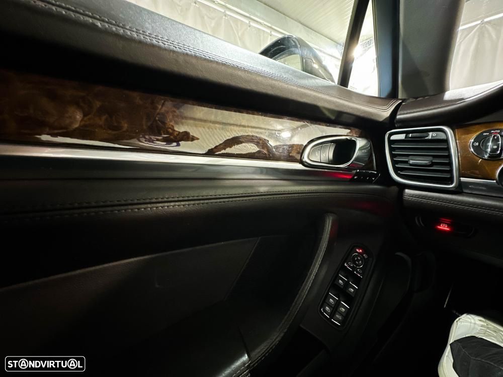 Porsche Panamera S E-Hybrid - 53