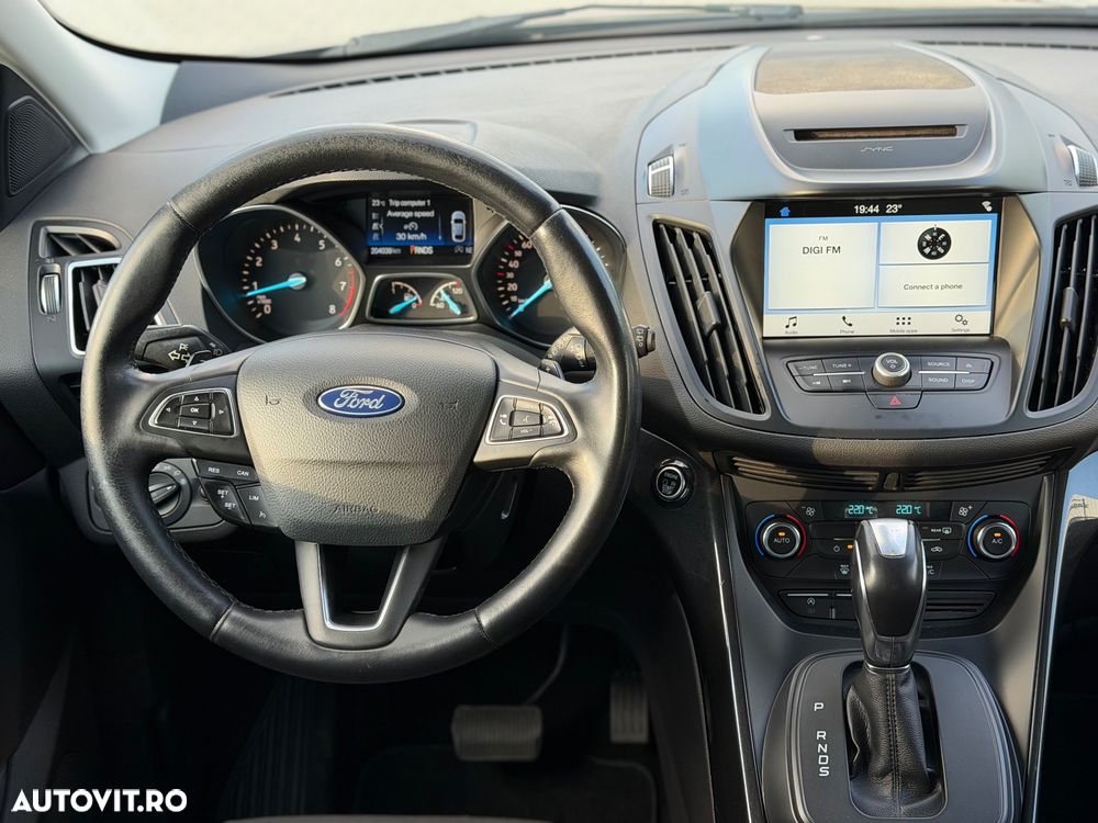 Ford Kuga 1.5 EcoBoost TITANIUM - 14