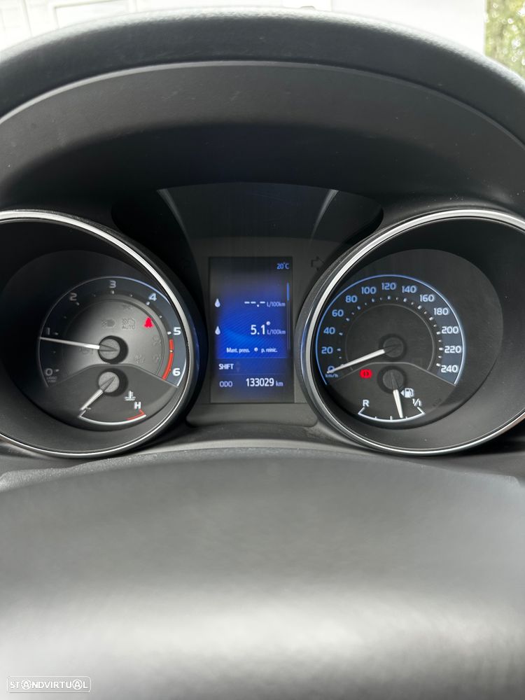 Toyota Auris 1.4 D-4D Comfort+Pack Techno - 26