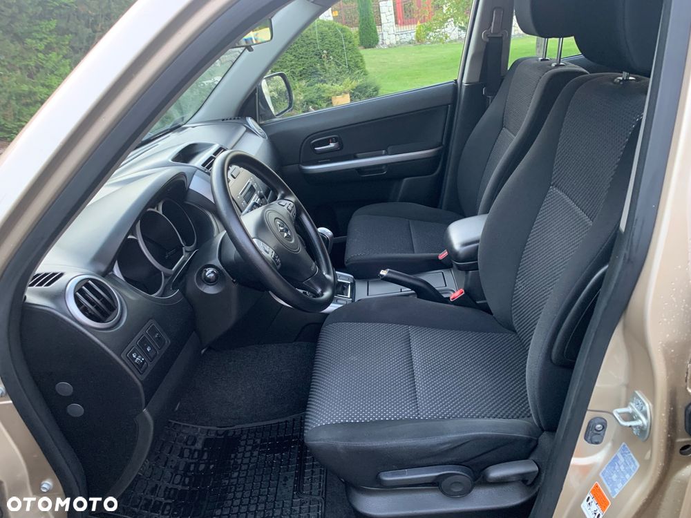 Suzuki Grand Vitara 1.9 DDiS - 17