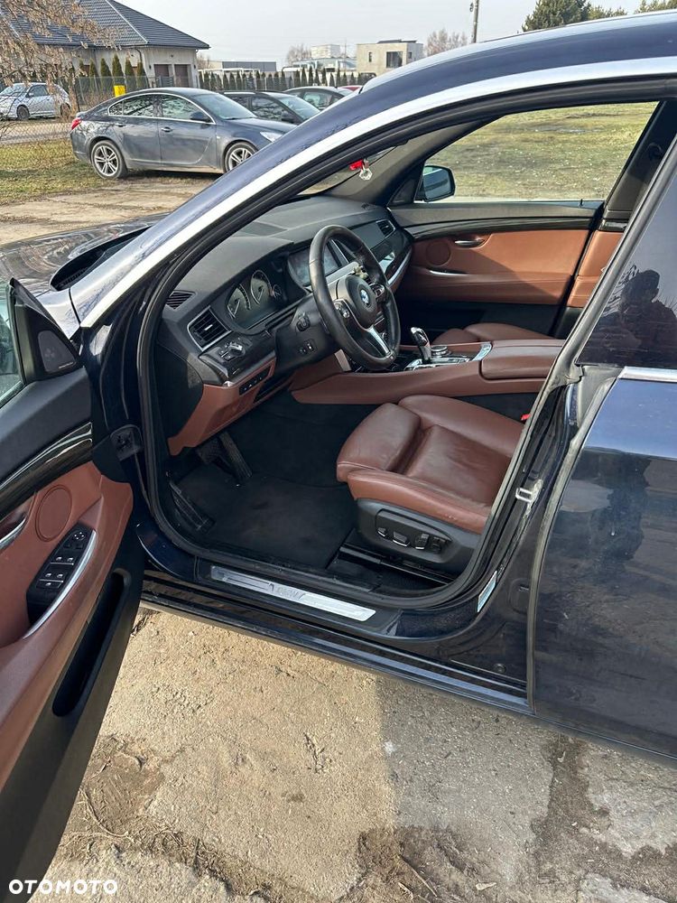 BMW Seria 5 530d xDrive - 6