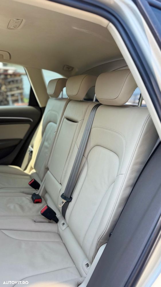 Audi Q5 2.0 40 TDI quattro S tronic Sport - 6