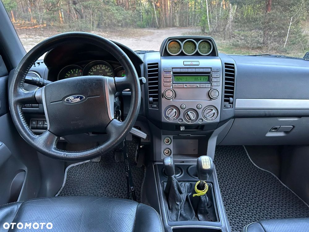 Ford Ranger 2.5 TDCi DC Limited - 16
