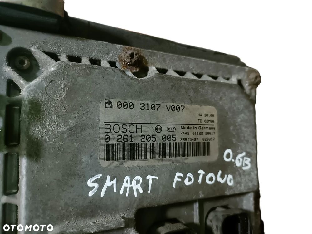 SMART I FORTWO CABRIO 98-07 2001 r. 0,6 B sterownik komputer silnika 0261205005 + obudowa filtra powietrza 0003581 * - 2