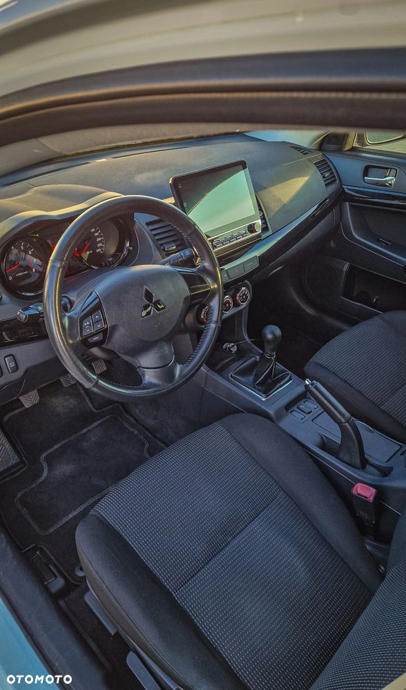 Mitsubishi Lancer 1.6 - 8