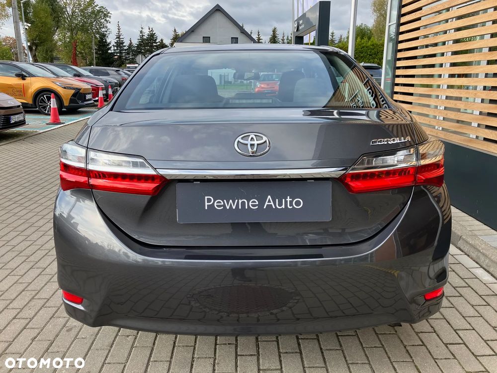 Toyota Corolla 1.6 Comfort - 5