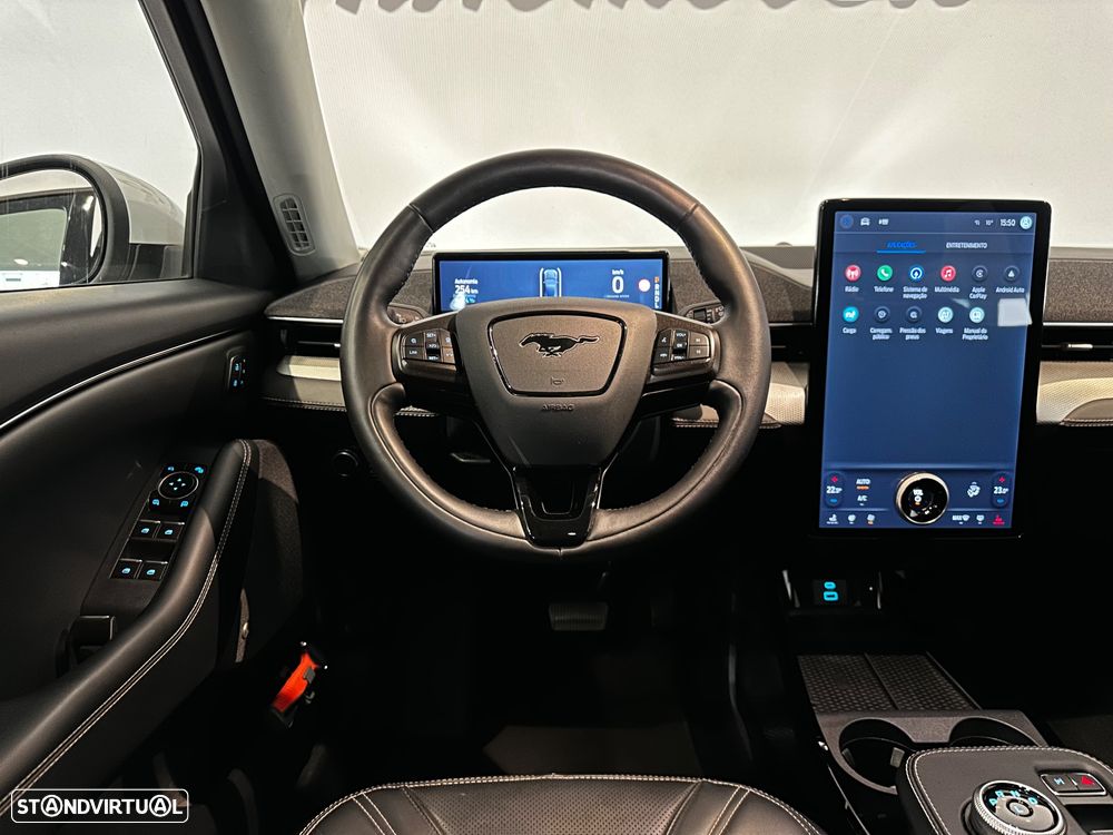 Ford Mustang Mach-E 75.7 kWh Premium AWD - 18