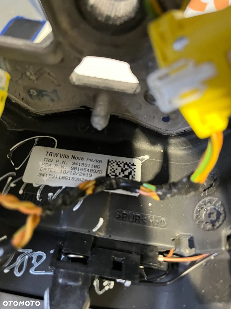 KIEROWNICA PEUGEOT 3008 II GT 98105489ZD MANETKI PRZEŁĄCZNIKI 98312545ZD - 2