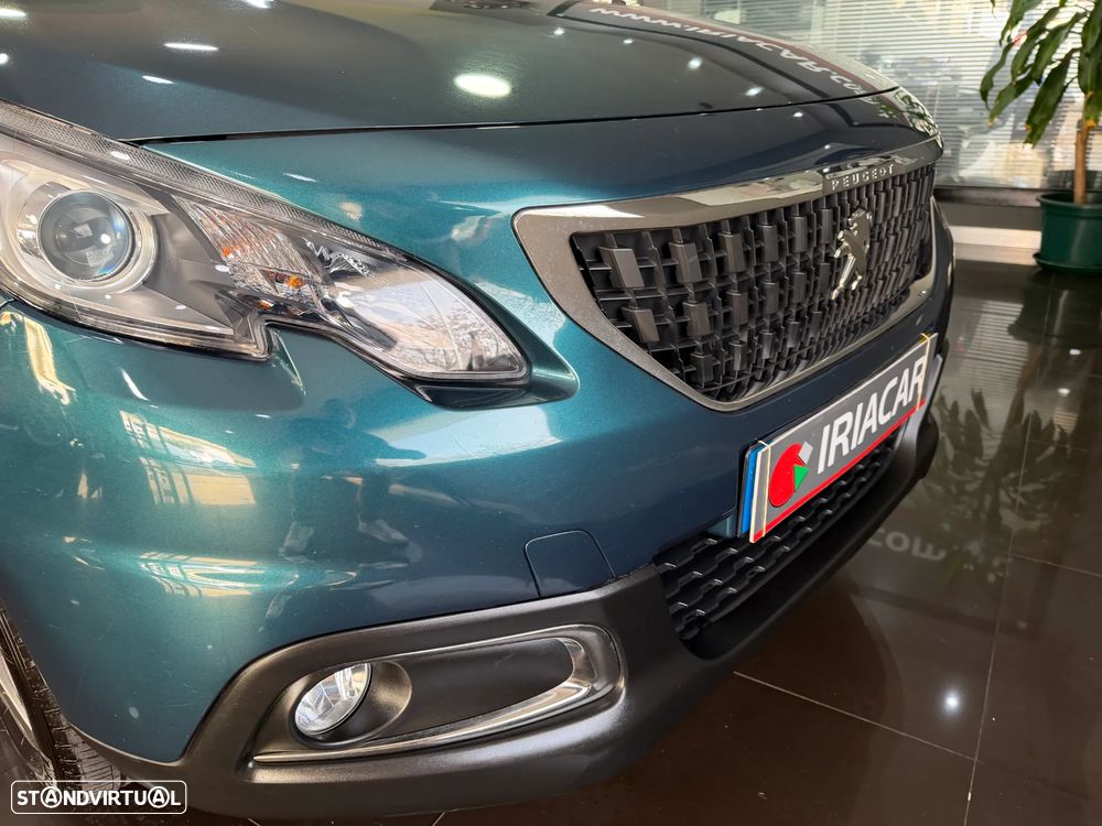 Peugeot 2008 1.2 PureTech Style - 19