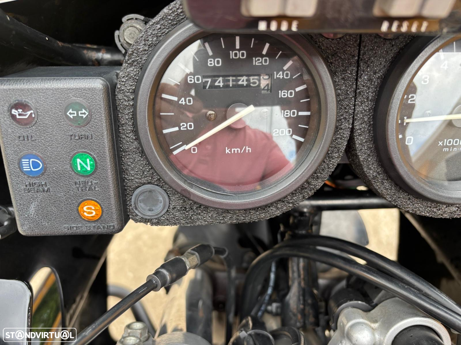 Honda Africa Twin Africa Twin 750 - 4