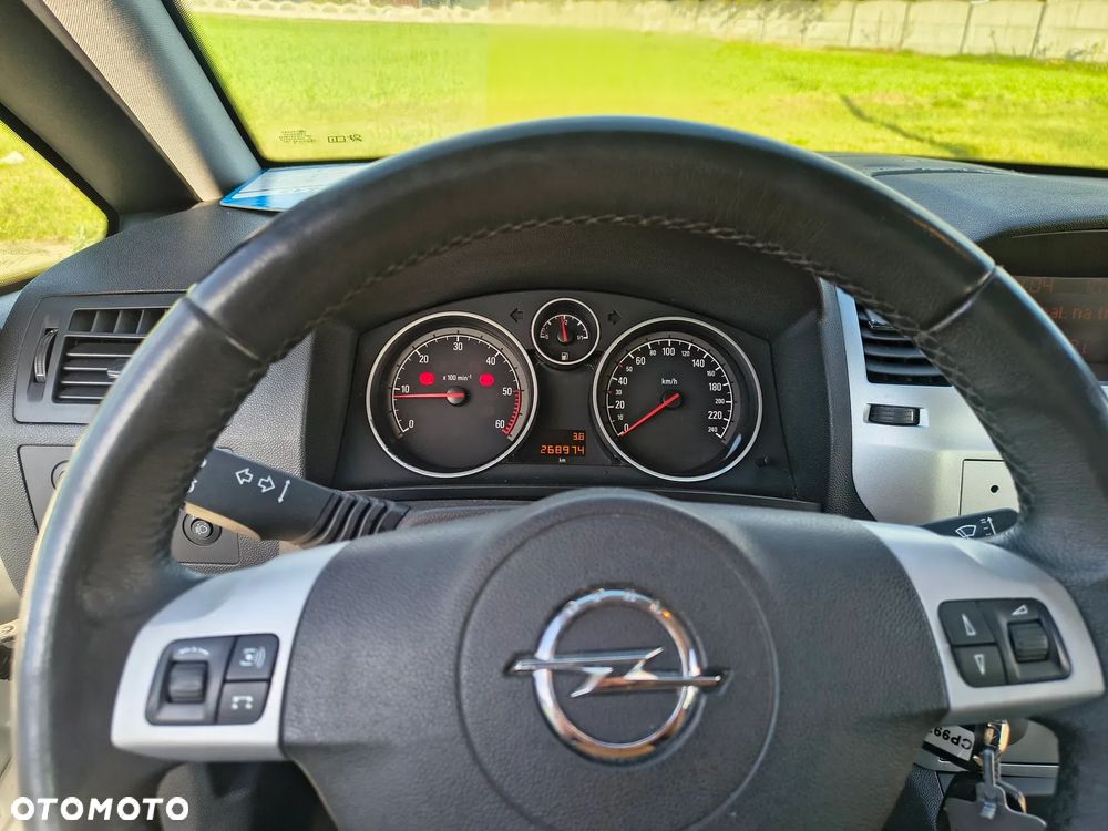 Opel Zafira - 18