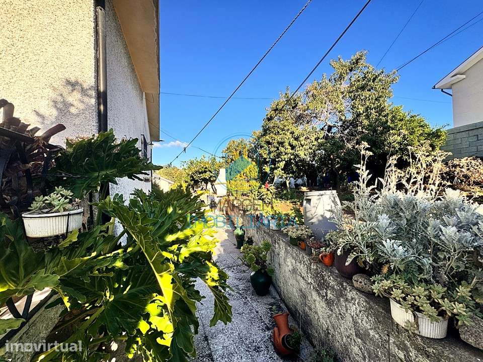 Moradia T3 com jardim e terreno | Lousado - Grande imagem: 4/37