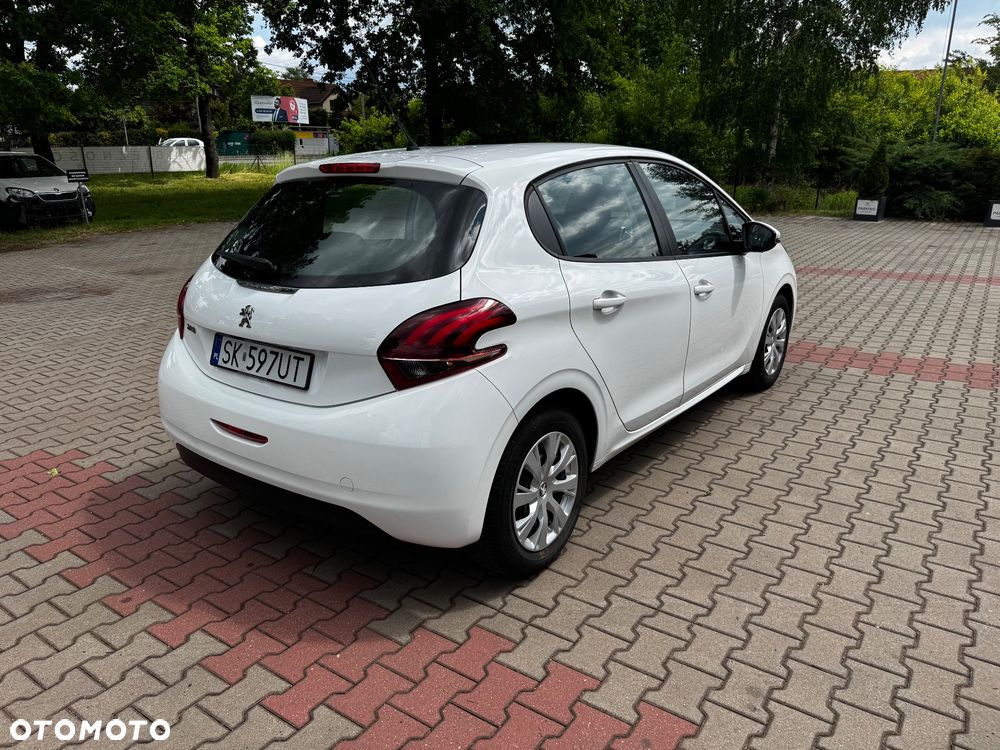 Peugeot 208 82 VTI Allure - 4