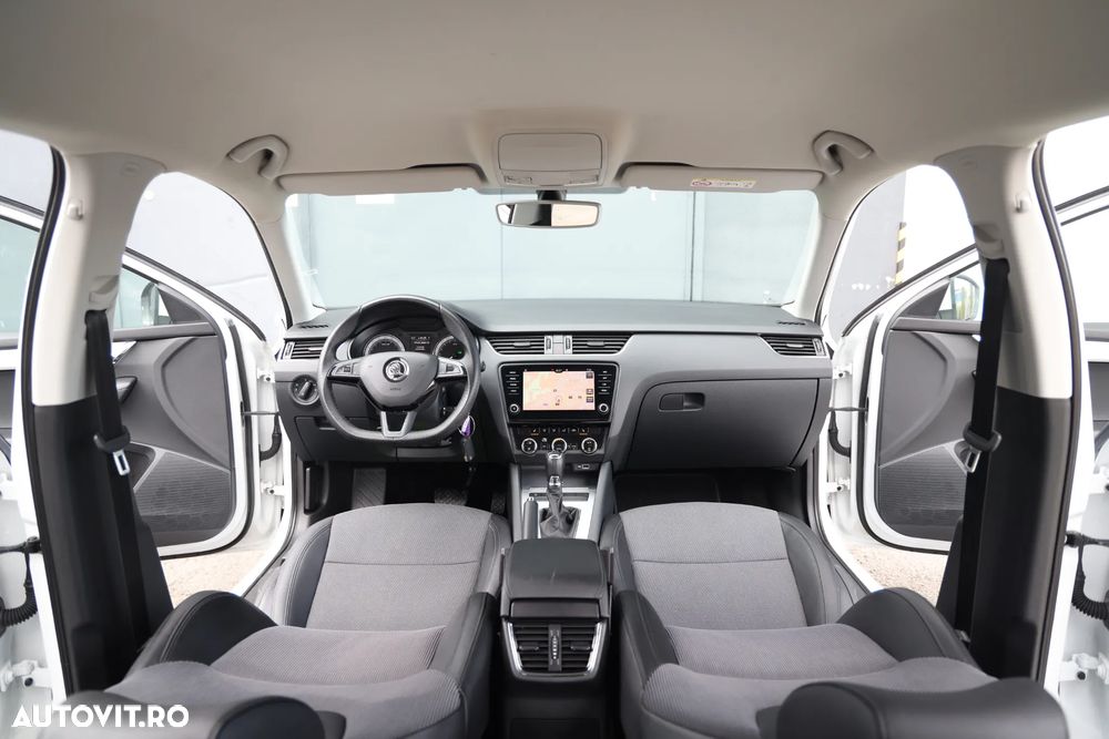 Skoda Octavia 1.6 TDI DSG Ambition - 11