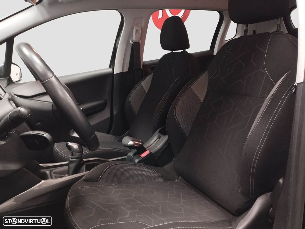 Peugeot 2008 1.2 VTi Access - 5