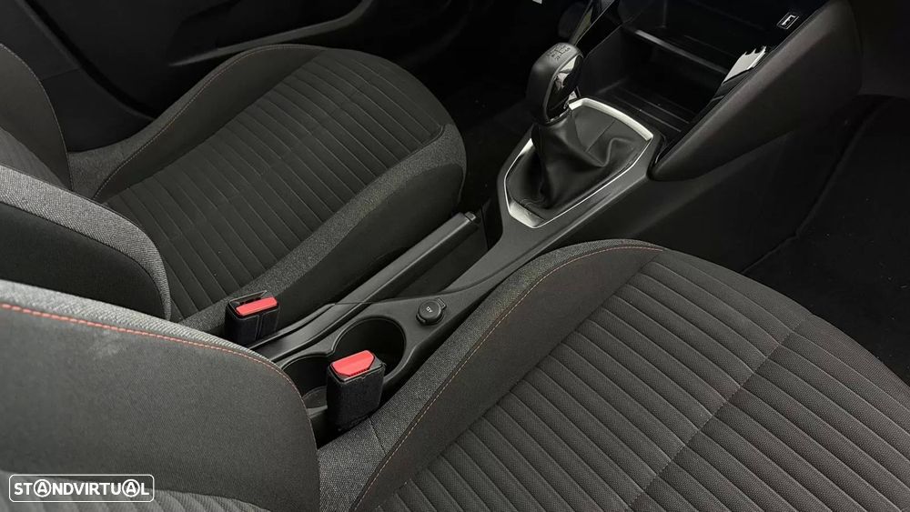 Peugeot 208 1.2 PureTech Active Pack - 21