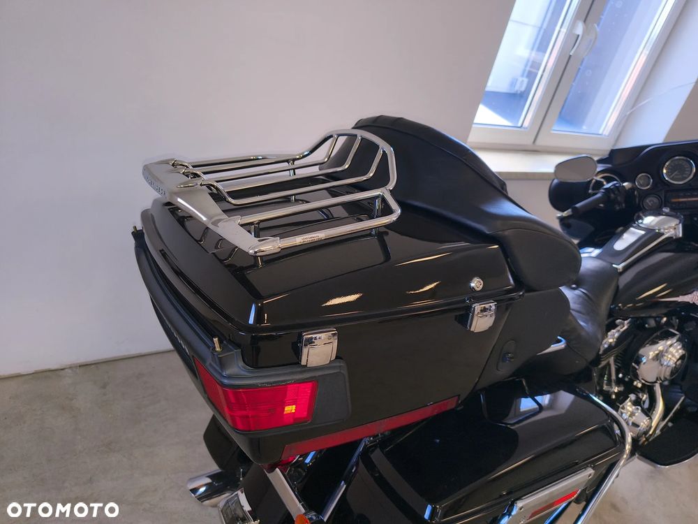 Harley-Davidson FLH Electra Glide - 16