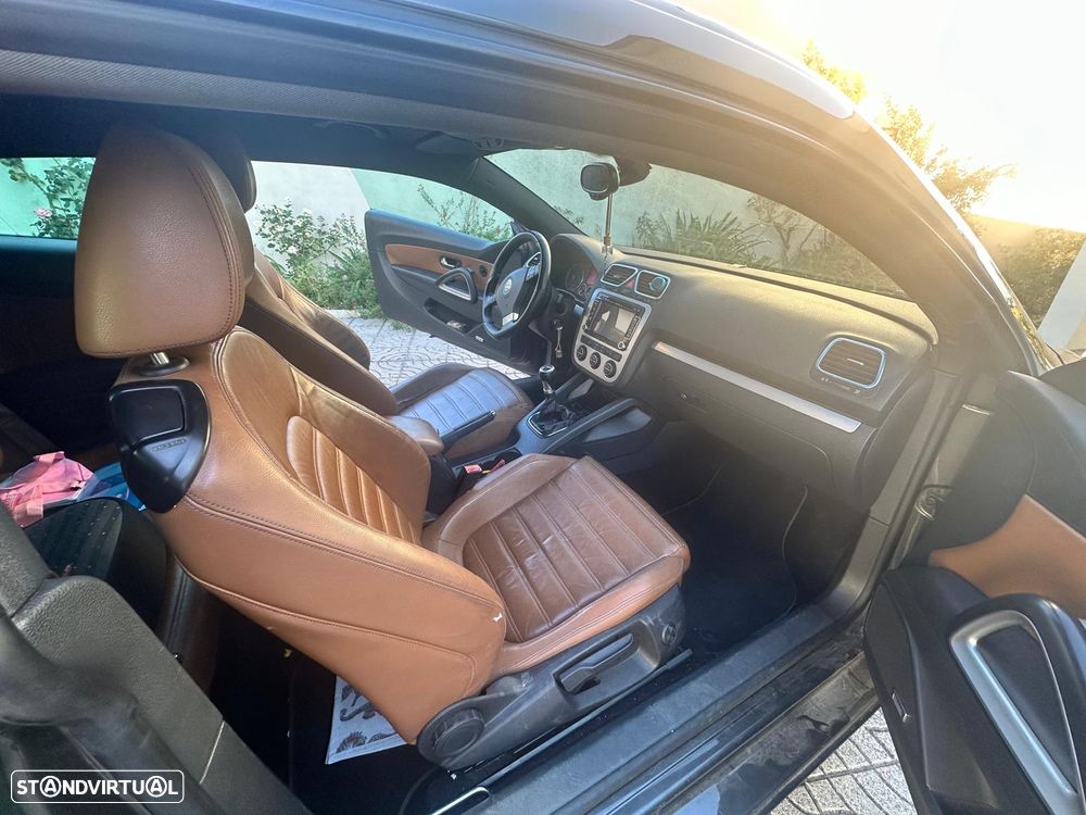 VW Scirocco 2.0 TDI - 10