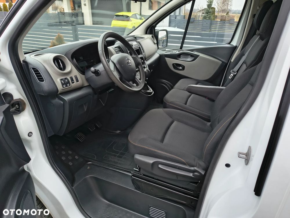 Nissan NV300 L2H1 2,9 (9-Si.) Comfort - 9