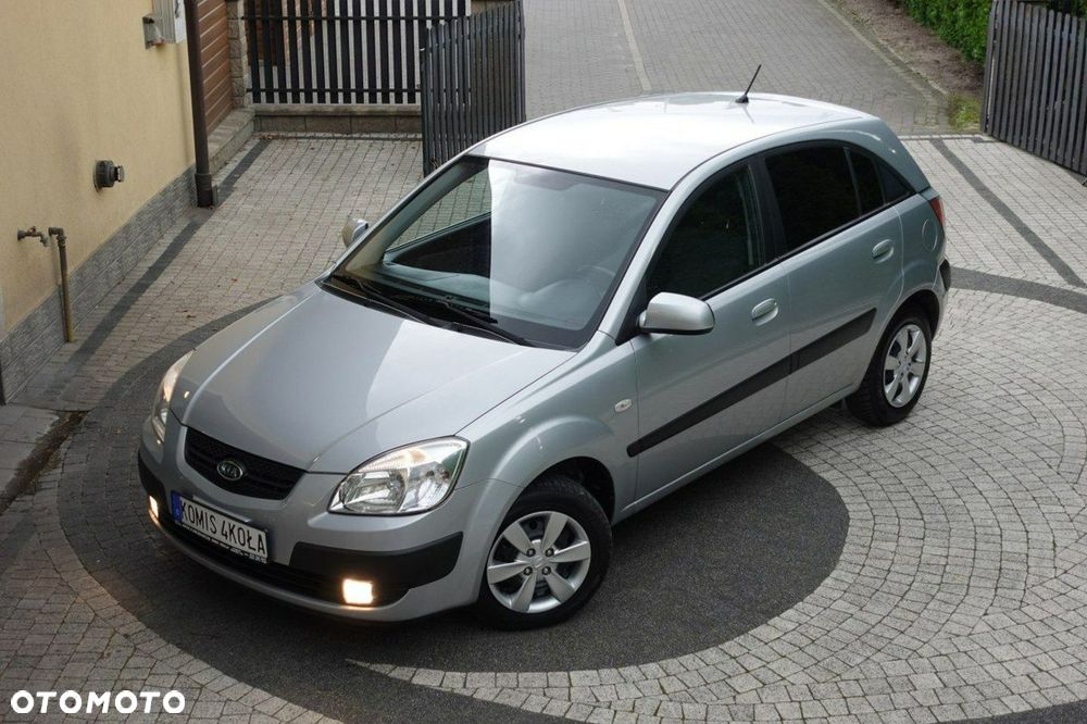 Kia Rio - 18