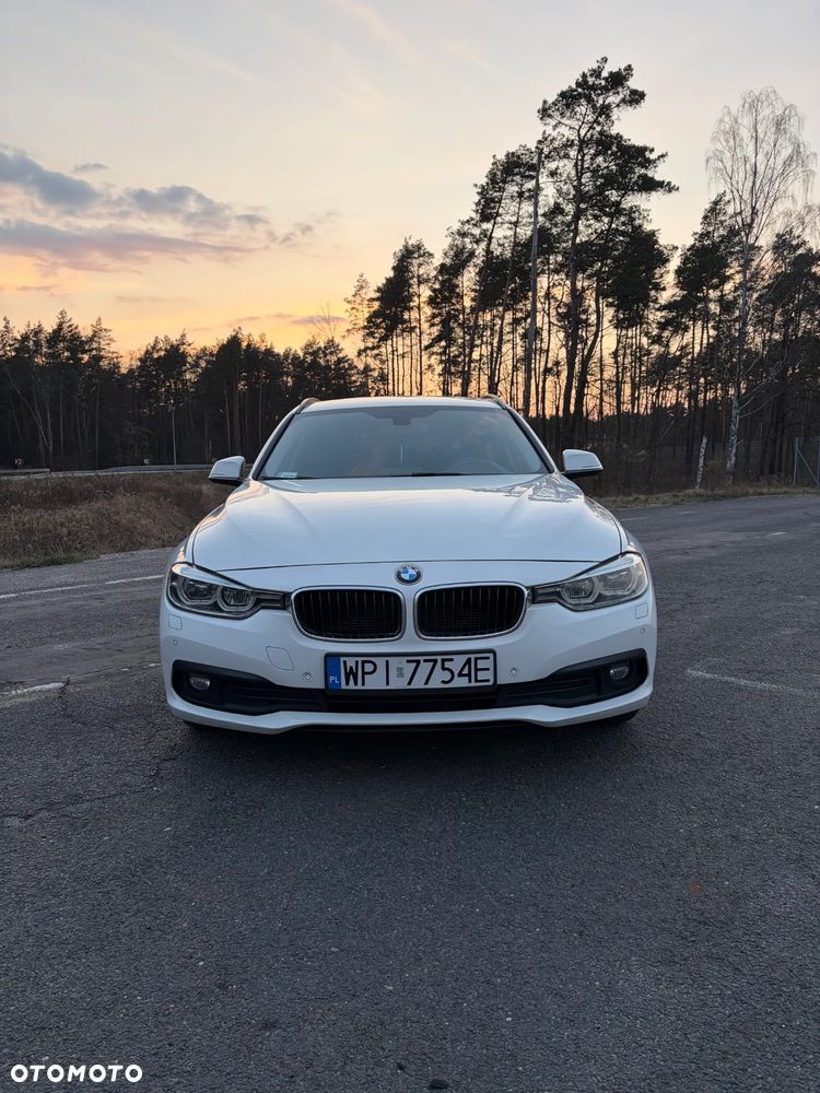 BMW Seria 3 318d Sport Line Shadow - 3