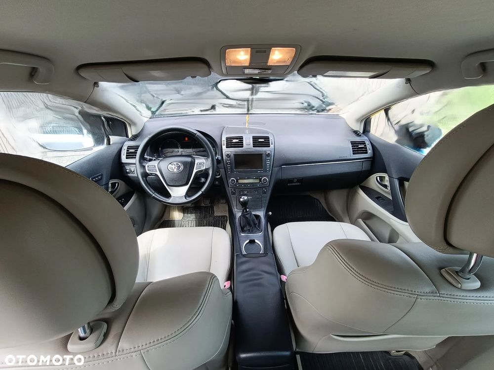 Toyota Avensis 2.2 D-4D Prestige NAVI - 5