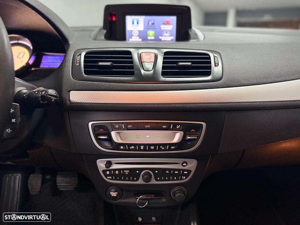 Renault Mégane 1.5 dCi Dynamique S - 19