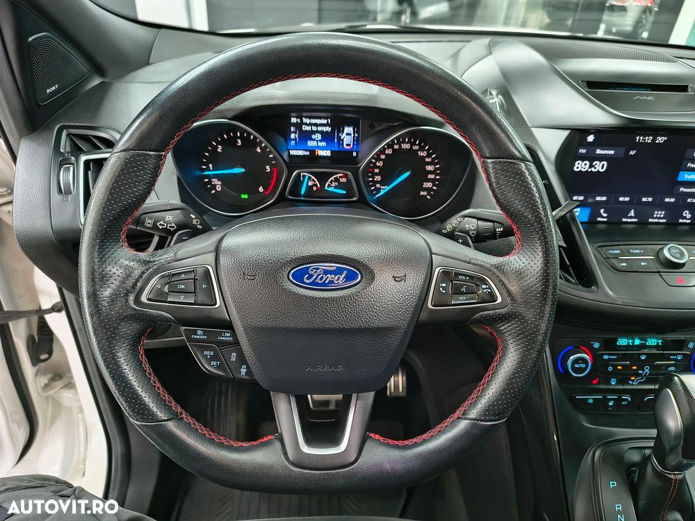 Ford Kuga - 21