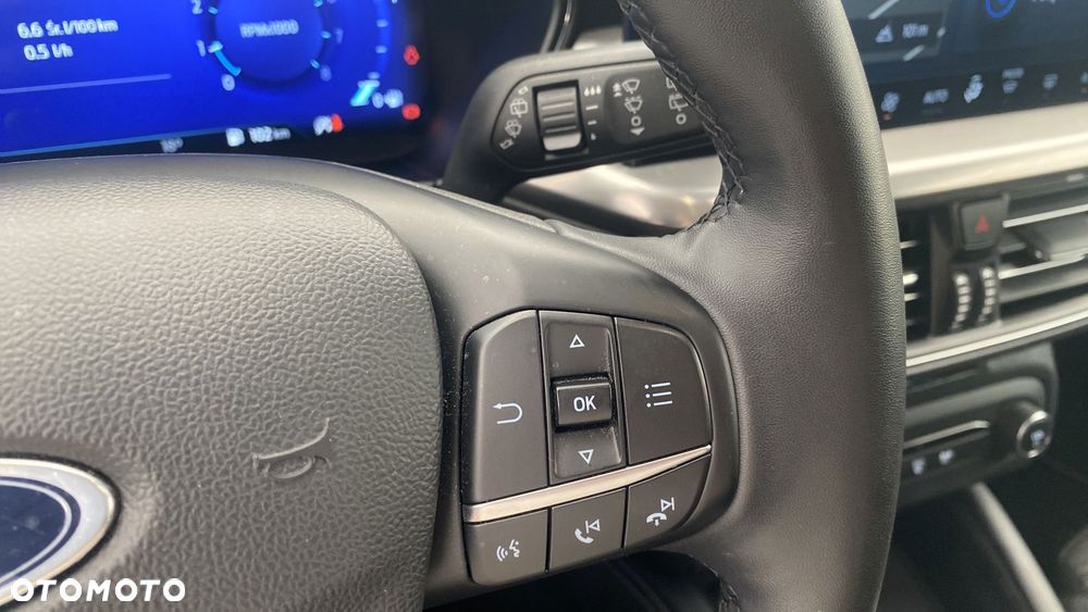 Ford Focus 1.0 EcoBoost mHEV Titanium X - 21