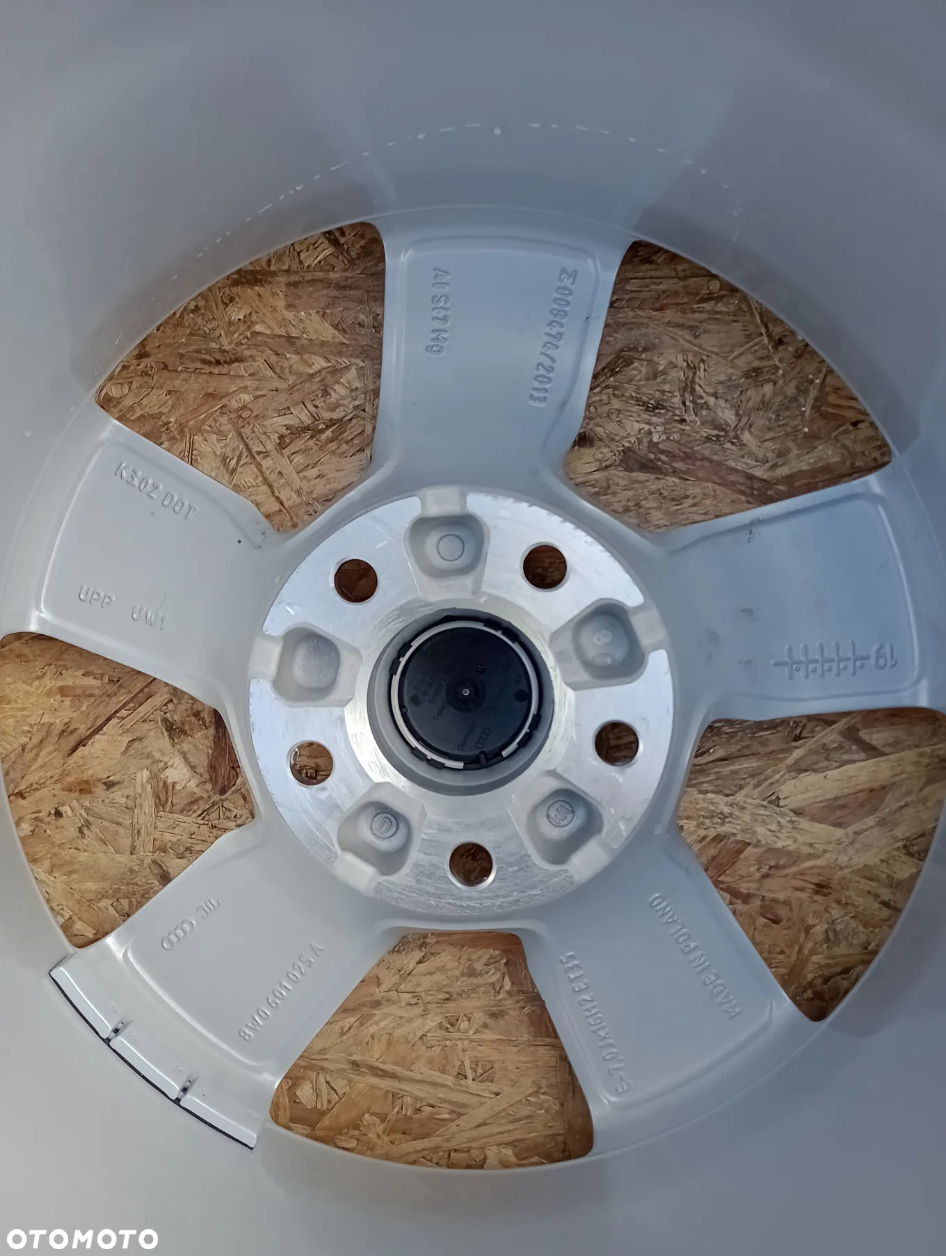 FELGI ALUMINIOWE 5x112 R16 7J ET35 AUDI A3 A4 A6 - 8