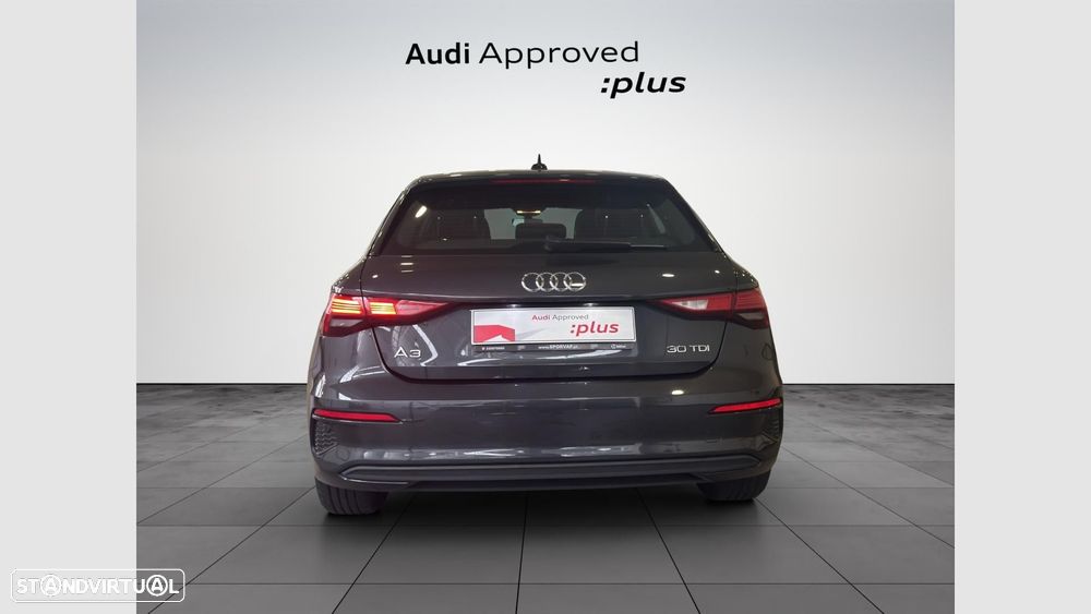 Audi A3 Sportback 30 TDI Advanced - 4