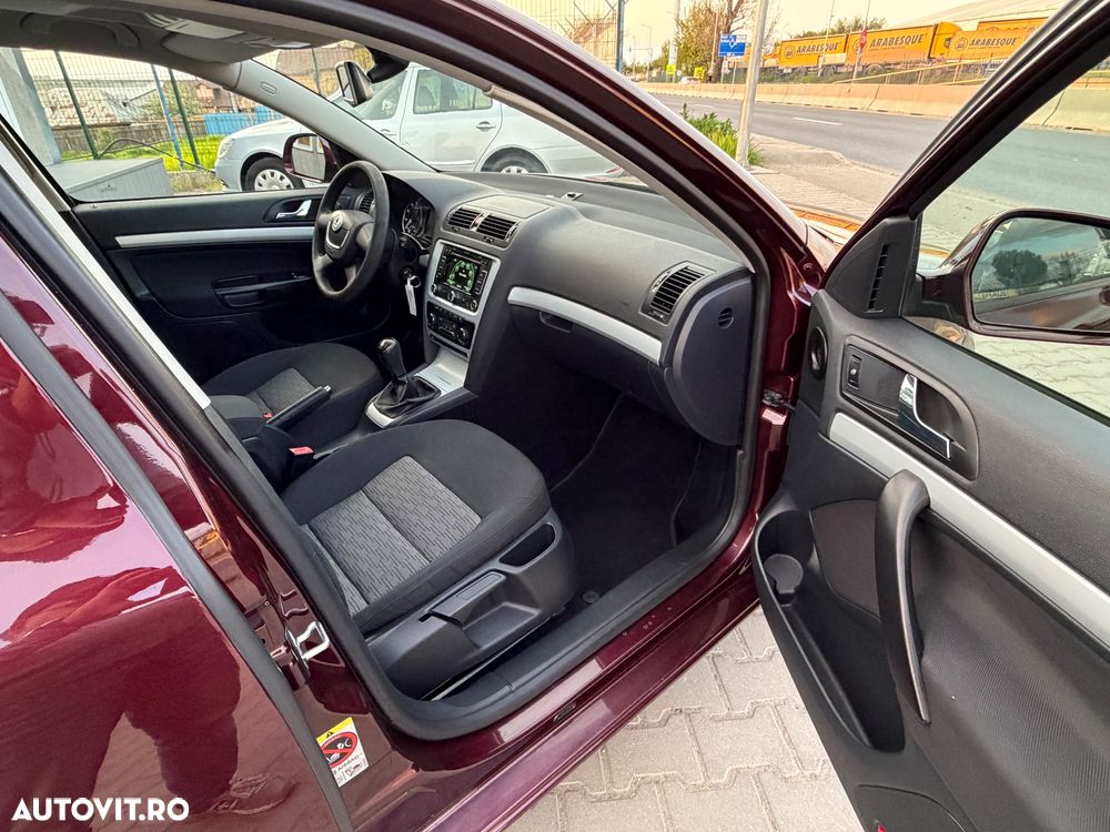 Skoda Octavia - 7