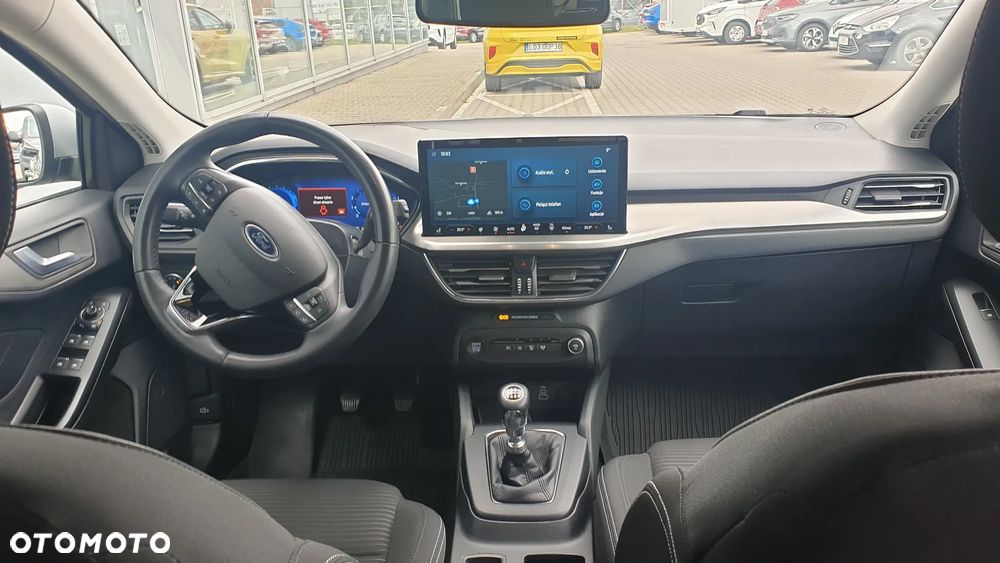 Ford Focus 1.0 EcoBoost Titanium - 12
