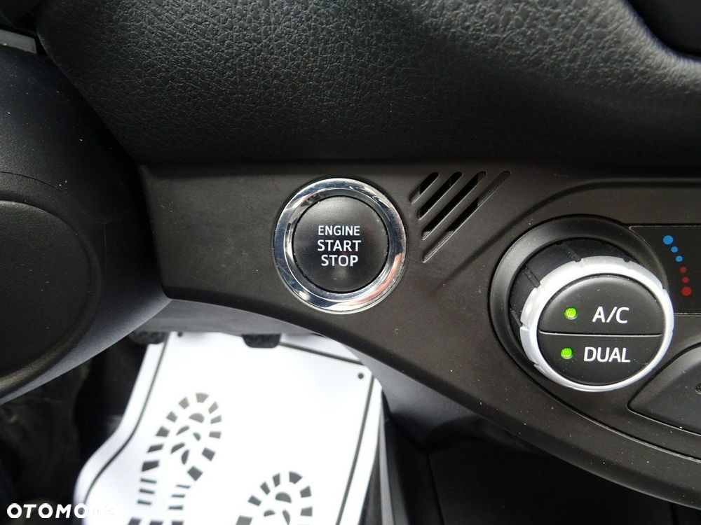 Toyota Yaris - 18