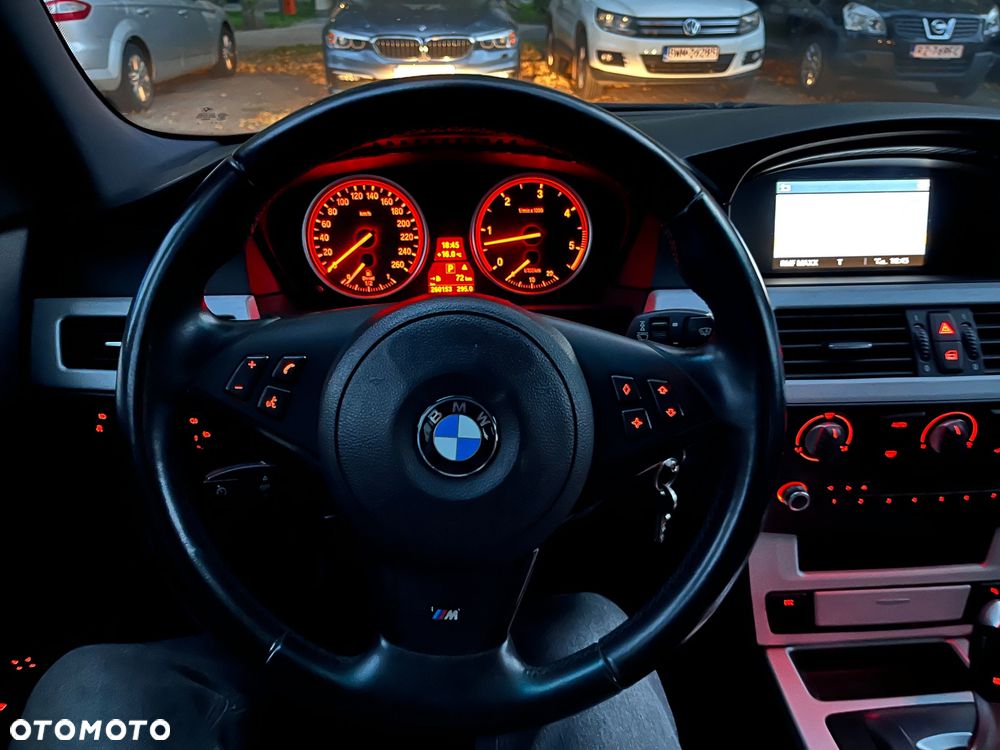 BMW Seria 5 525d - 4