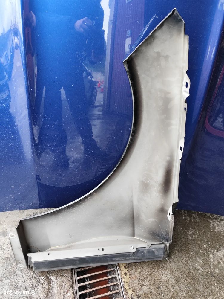 MERCEDES E W212 GUARDA LAMAS DIREITO - GL090 - 6