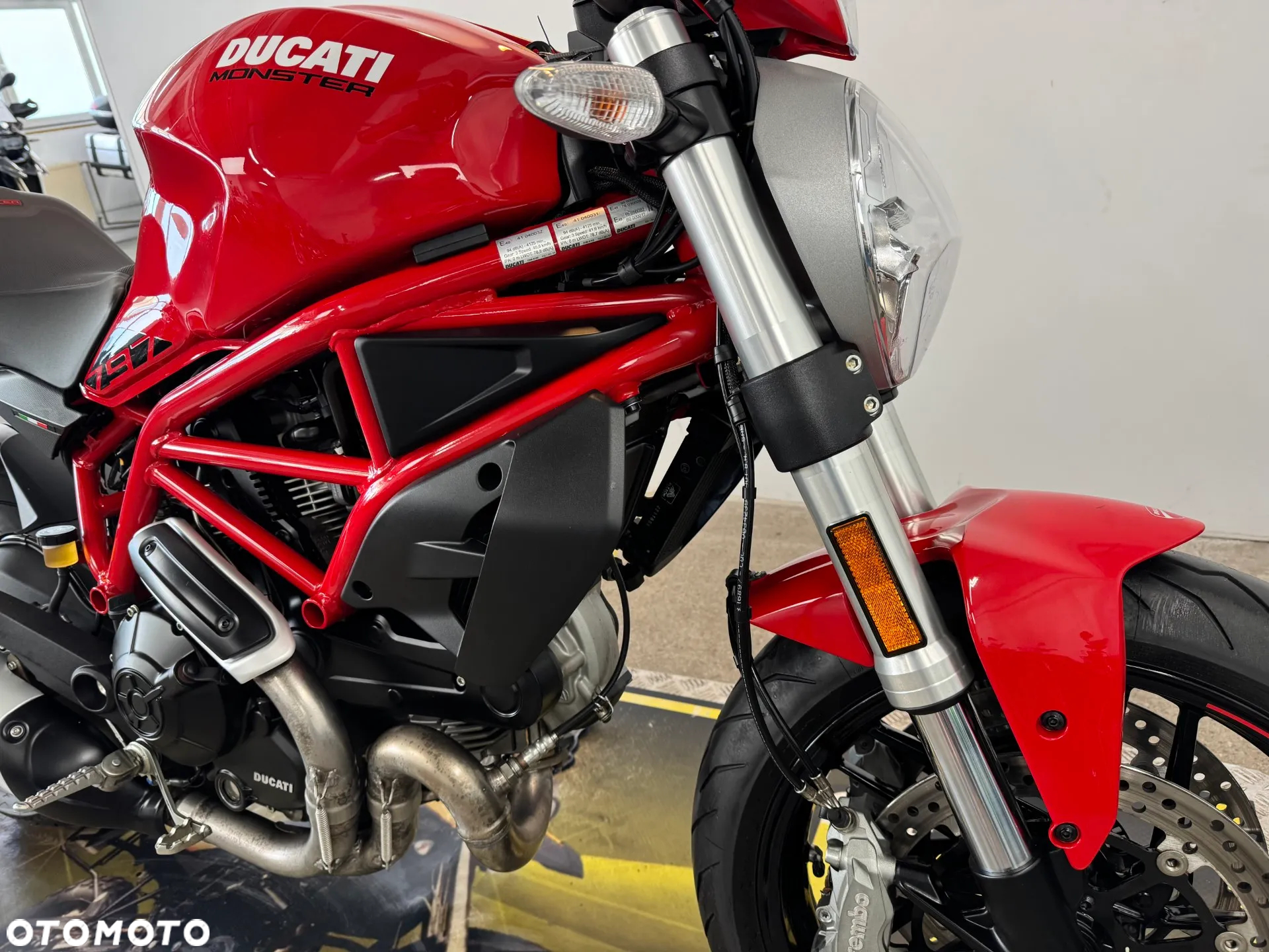 Ducati Monster - 9