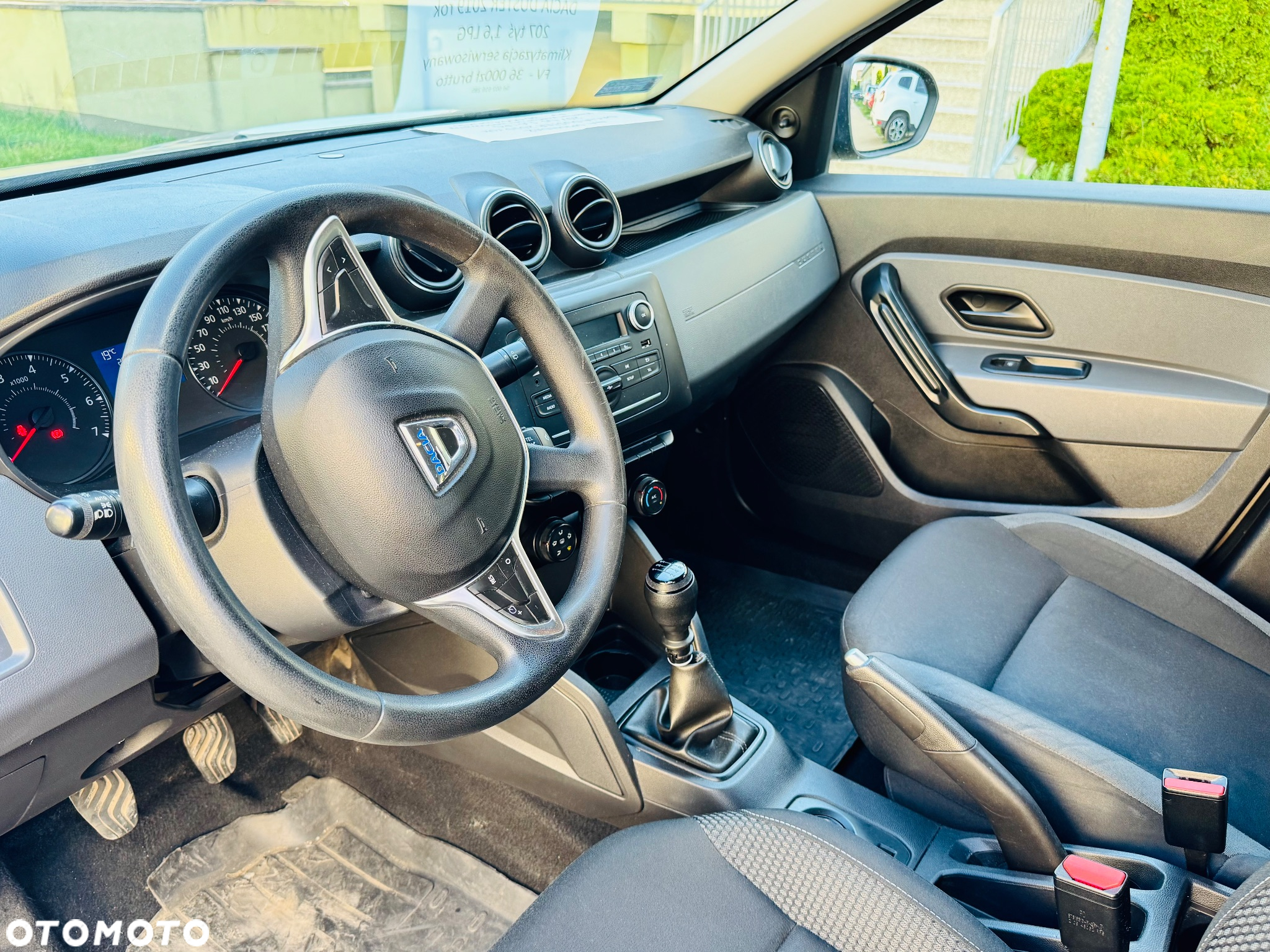 Dacia Duster 1.6 SCe Access S&S - 5