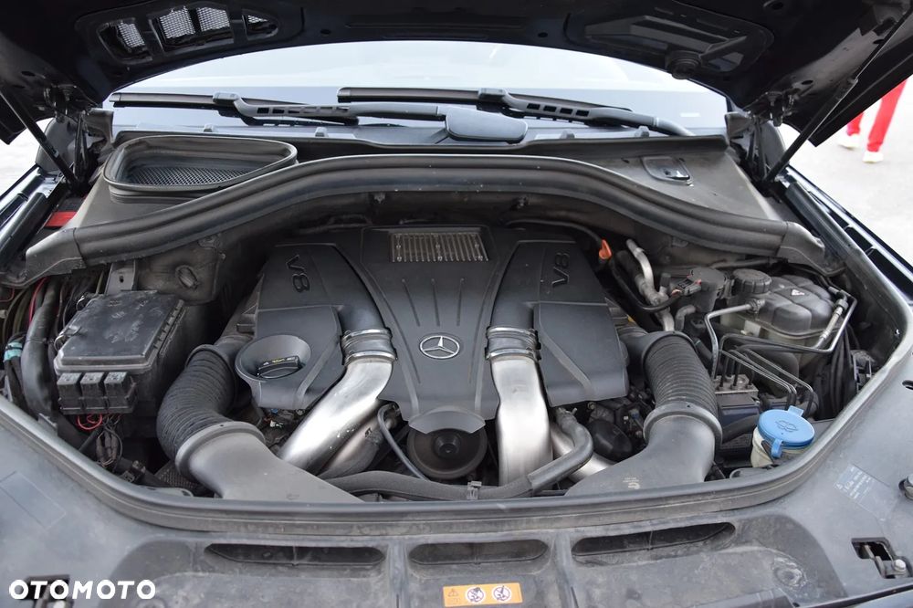 Mercedes-Benz GL 500 4-Matic - 16