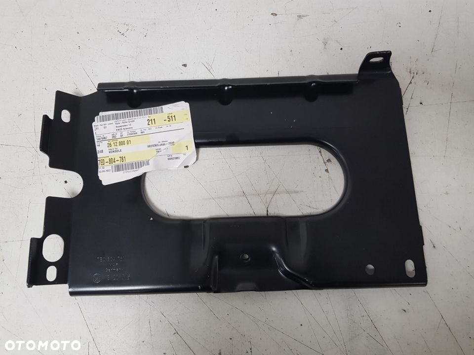 VW T5 LIFT T6 2010 - MOCOWANIE PODSTAWA AKUMULATORA NOWA 7E0804781 - 1