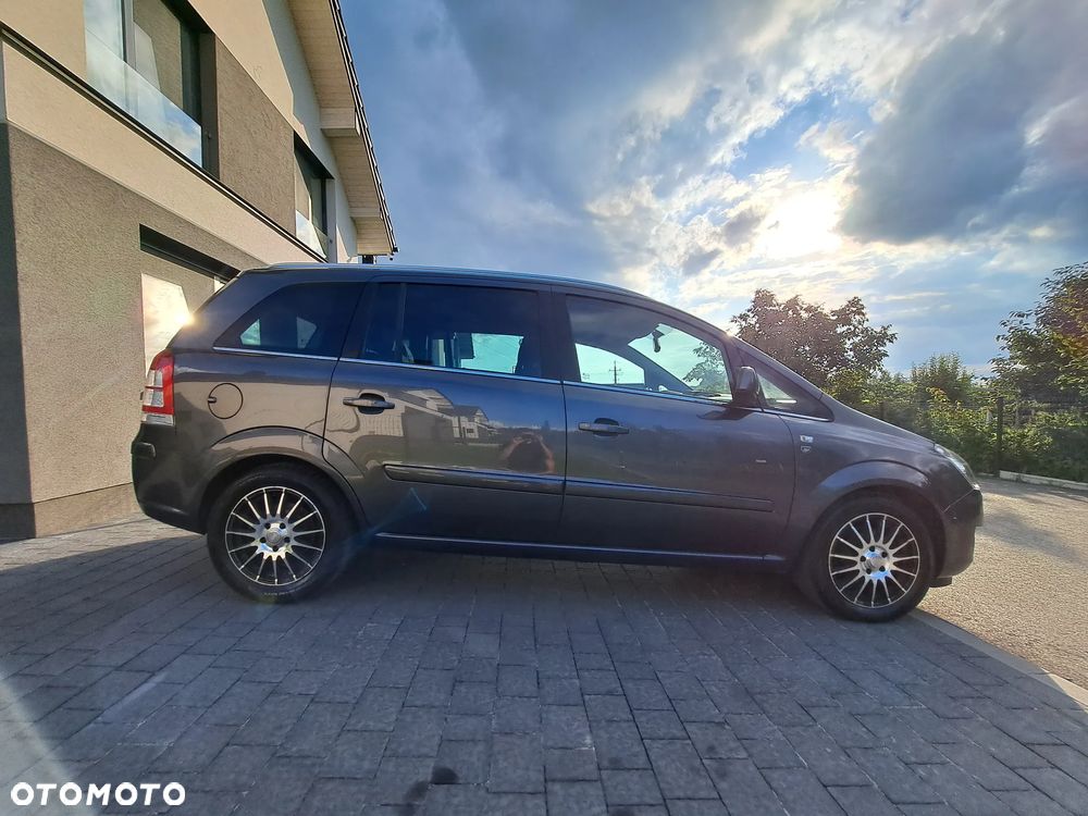 Opel Zafira 1.6 ECOFLEX Edition 111 Jahre - 4