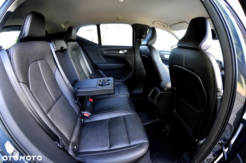 Volvo XC 40 T3 Inscription - 25