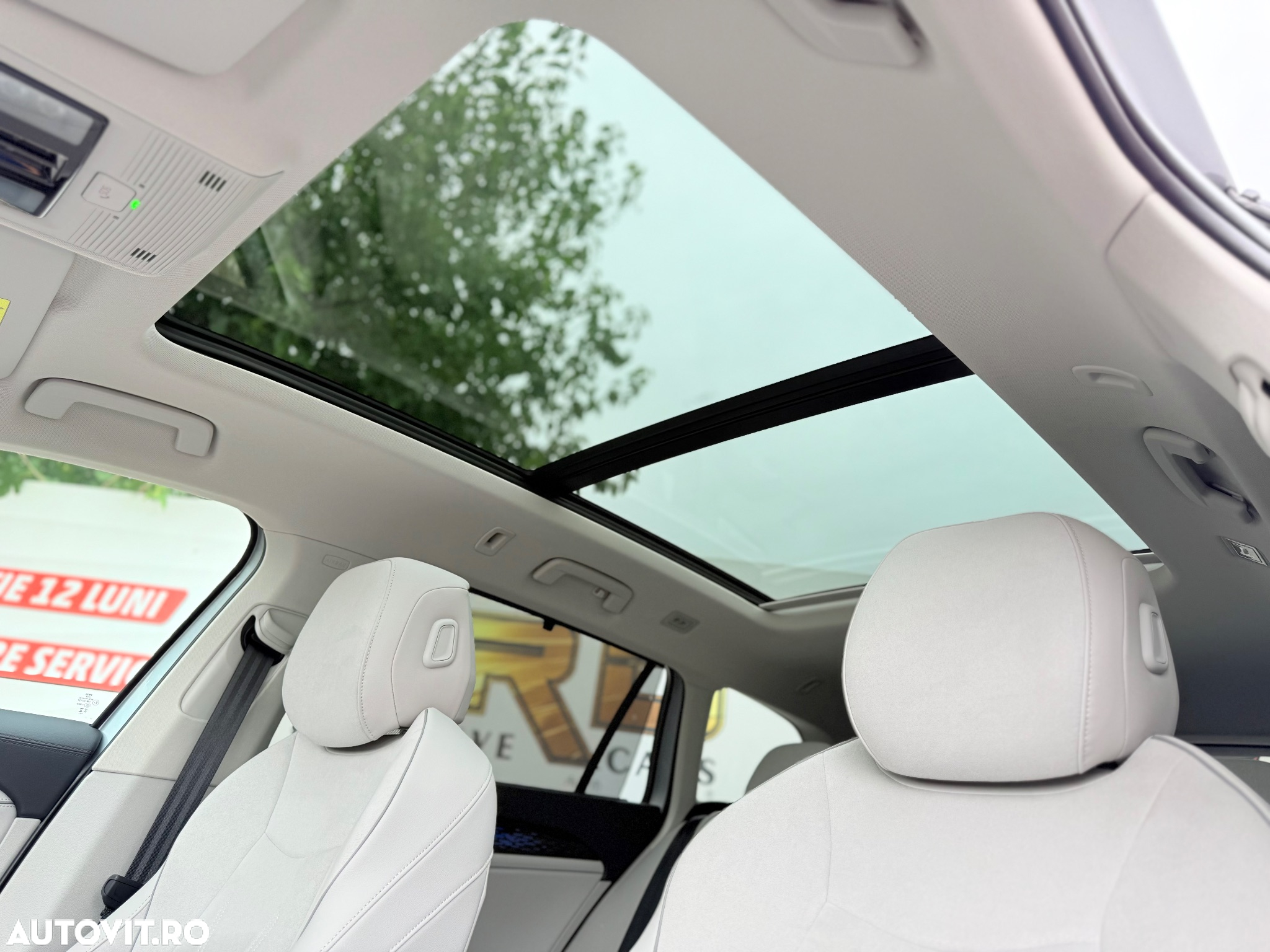 Volkswagen Passat Variant 2.0 TDI DSG Elegance - 25